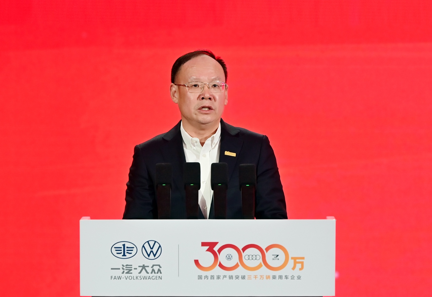 1761904537241423.png 邱现东.png